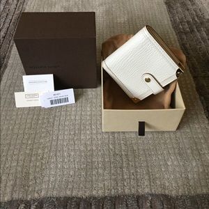 Louis Vuitton suhail compact zip wallet